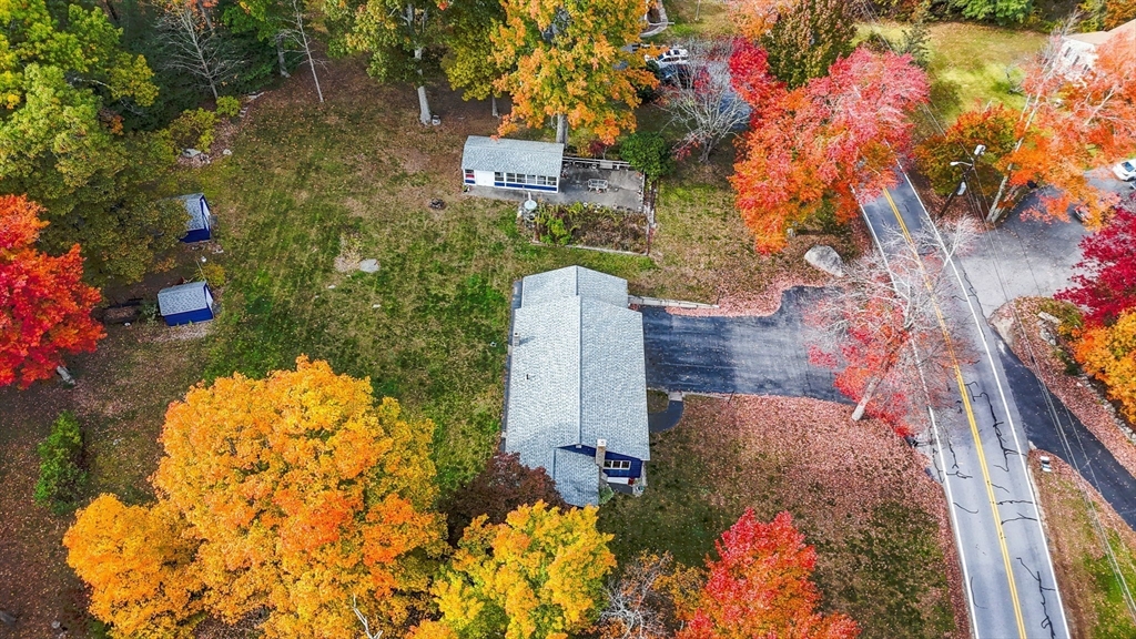 28 Ledge Road Pelham, NH 03076 - Photo 33 of 36