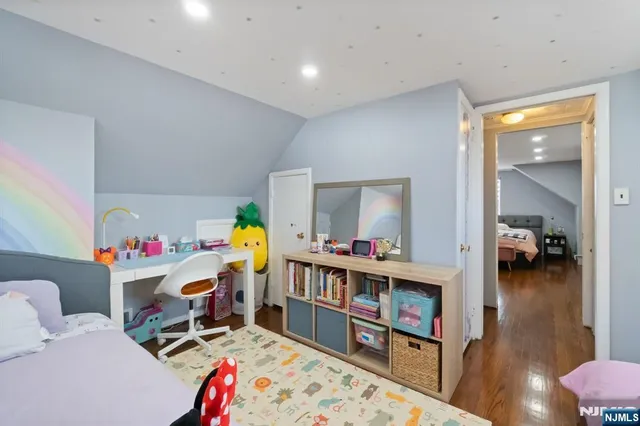 $689,000 | 340 Marsan Drive, Carlstadt, NJ 07072