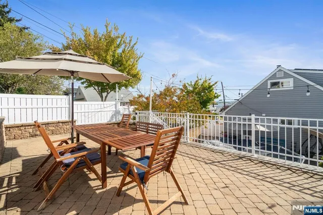 $689,000 | 340 Marsan Drive, Carlstadt, NJ 07072