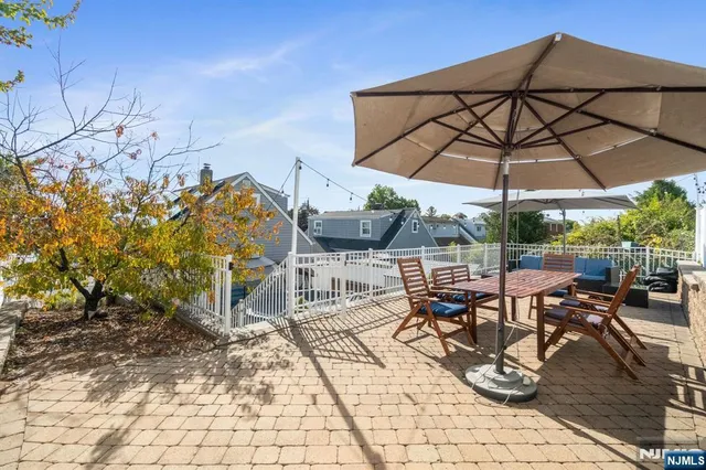 $689,000 | 340 Marsan Drive, Carlstadt, NJ 07072