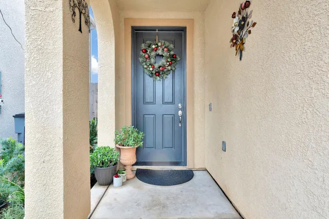 $415,000 | 6377 East Meritage Drive, Fresno, CA 93727