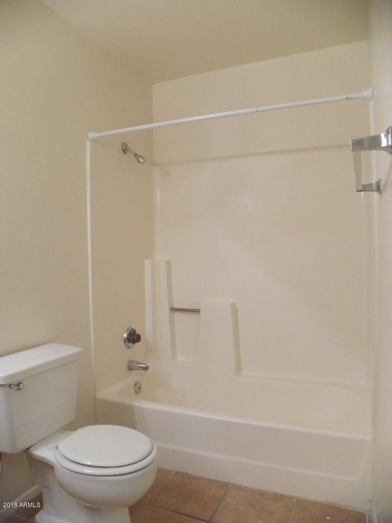 1336 East Mountain View Road, Unit 210 Phoenix, AZ 85020 - Photo 21 of 34 101_3879 (Medium)