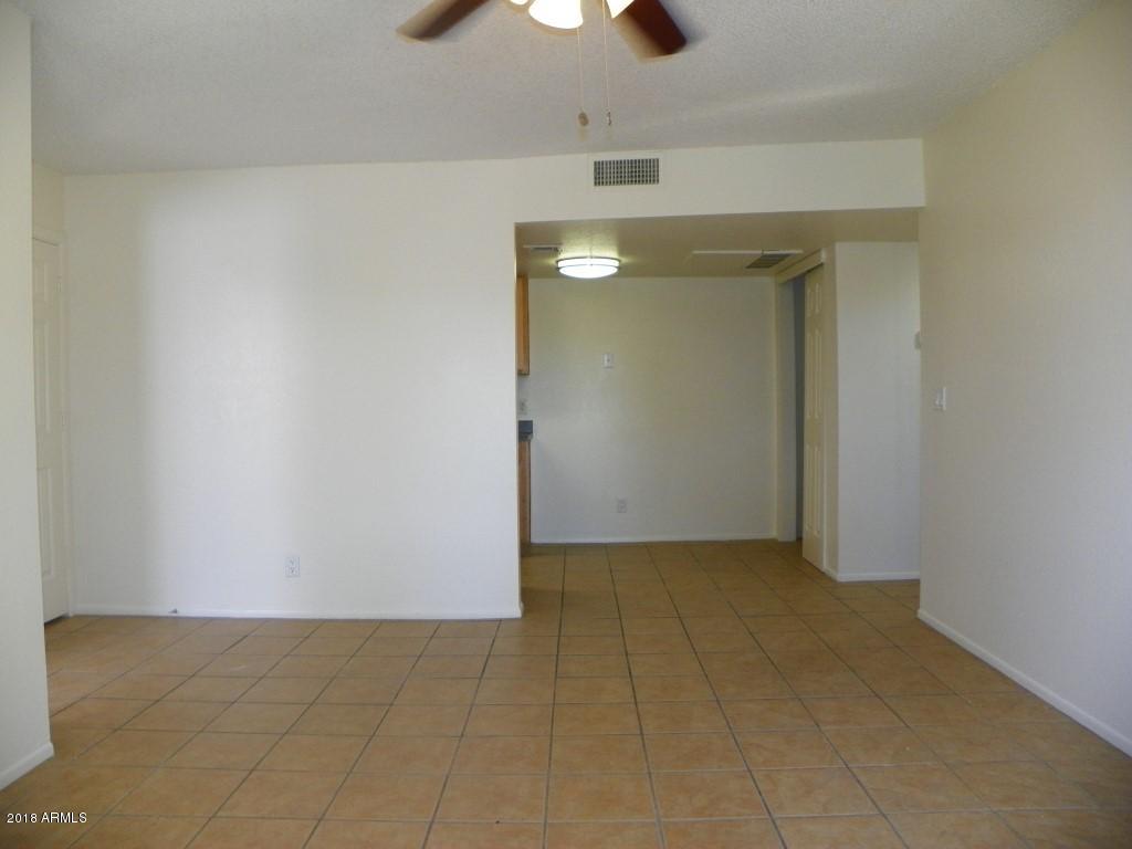 1336 East Mountain View Road, Unit 210 Phoenix, AZ 85020 - Photo 10 of 34 101_3866 (Medium)