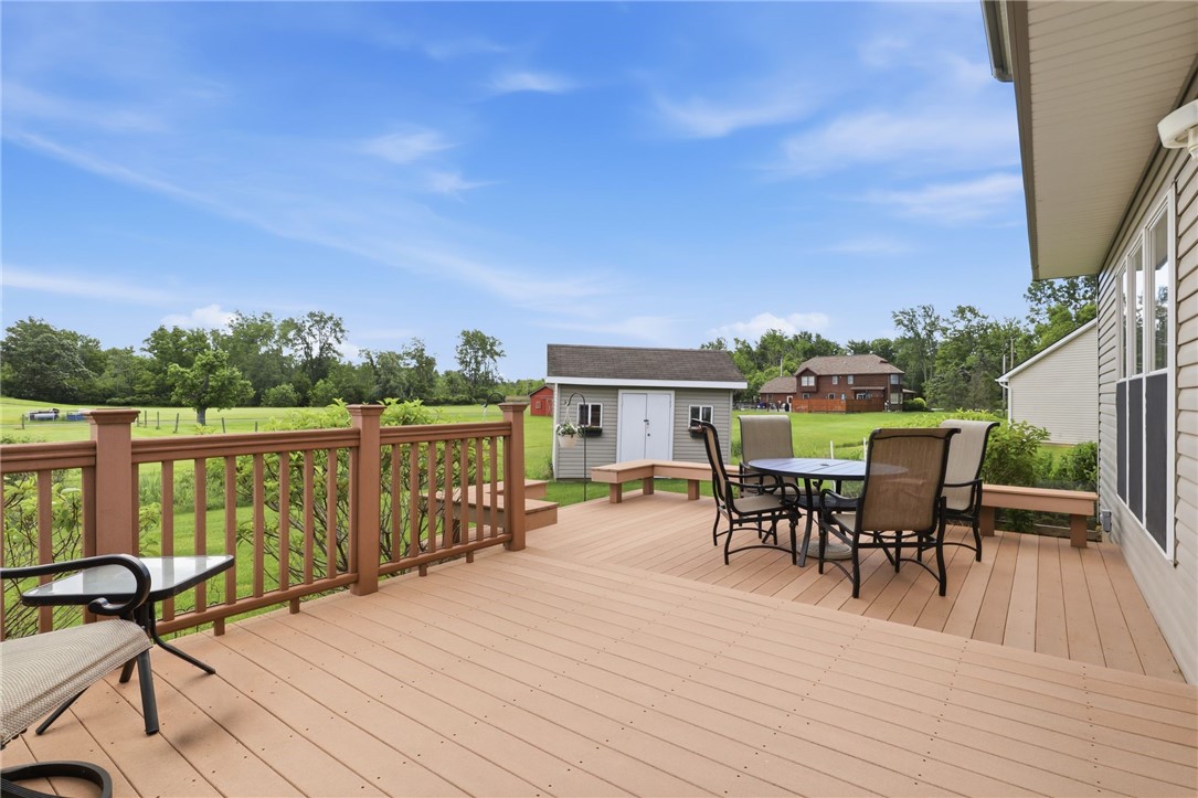 40 Wind Way Circle Rochester, NY 14624 - Photo 28 of 36
