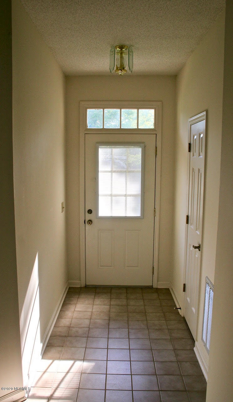 144 Olde Point Road Hampstead, NC 28443 - Photo 3 of 32 3
