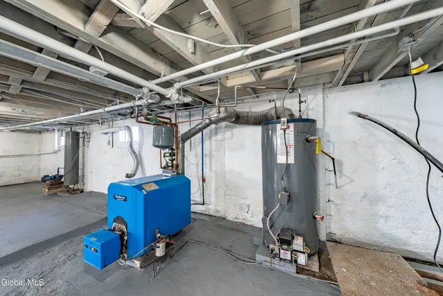 $349,900 | 21 Magee Drive, Bethlehem, NY 12077