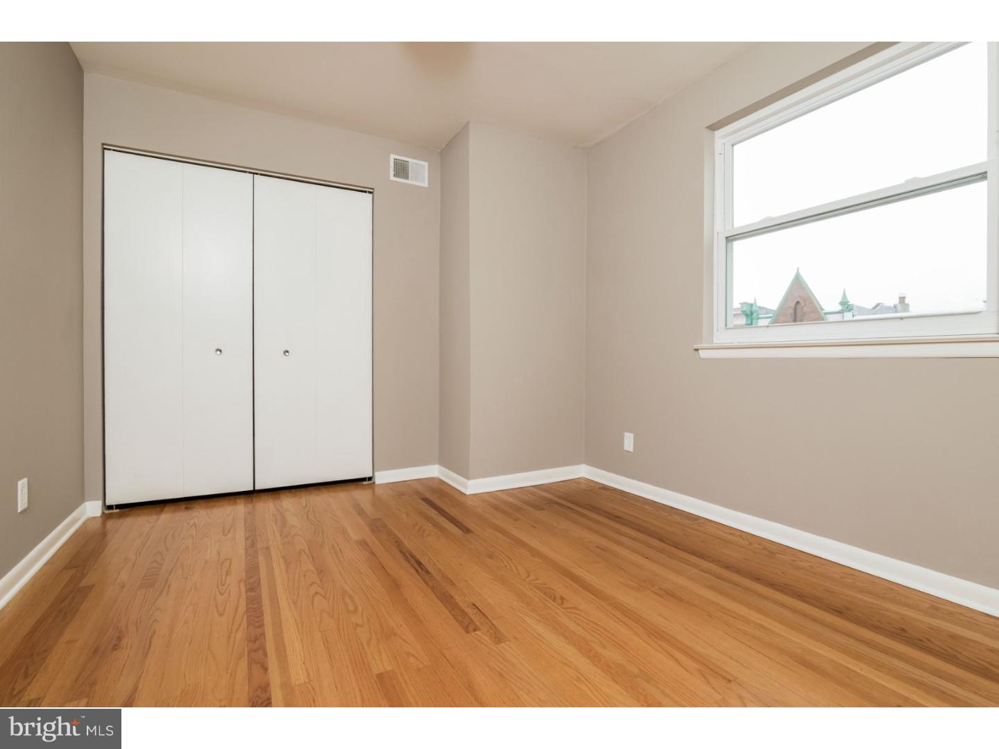 509 South 5th Street Philadelphia, PA 19147 - Photo 17 of 21 Bedroom