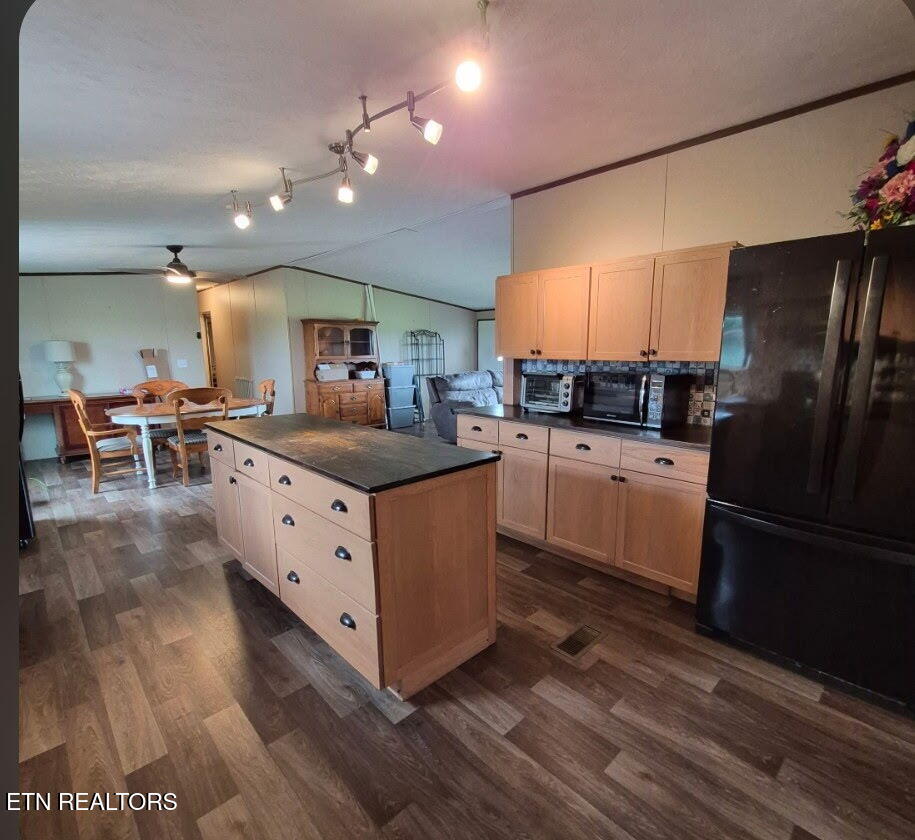5138 Sevierville Road Maryville, TN 37804 - Photo 8 of 18 Screenshot_20260706_183544_Messages