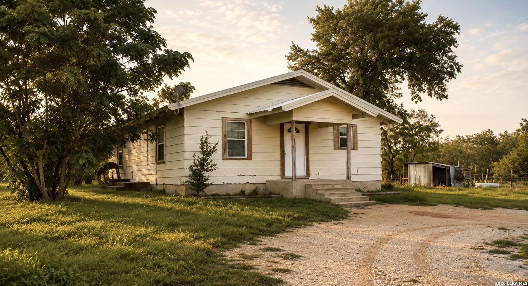 512 Southwind Loop Seguin, TX 78155 - Photo 2 of 14