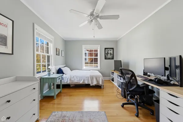 $1,300,000 | 1940 Chestnut Avenue, Wilmette, IL 60091