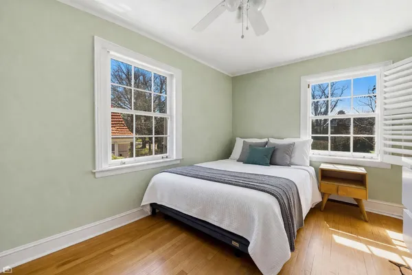 $1,300,000 | 1940 Chestnut Avenue, Wilmette, IL 60091