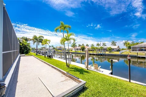 $849,000 | 391 Vía Esplanade, Punta Gorda, FL 33950