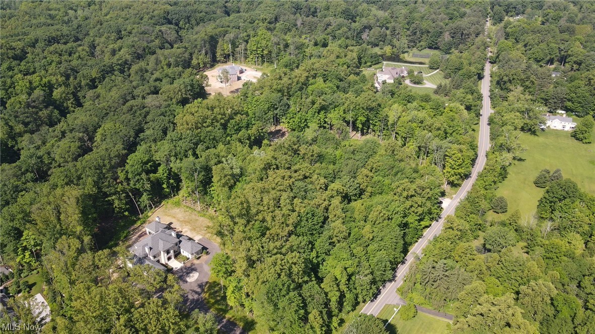 2 Cedar Road Gates Mills, OH 44040 - Photo 9 of 11 Gallery Image 9