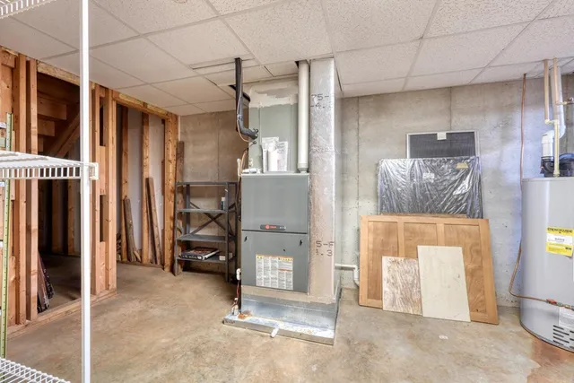 a view of a room with an empty space