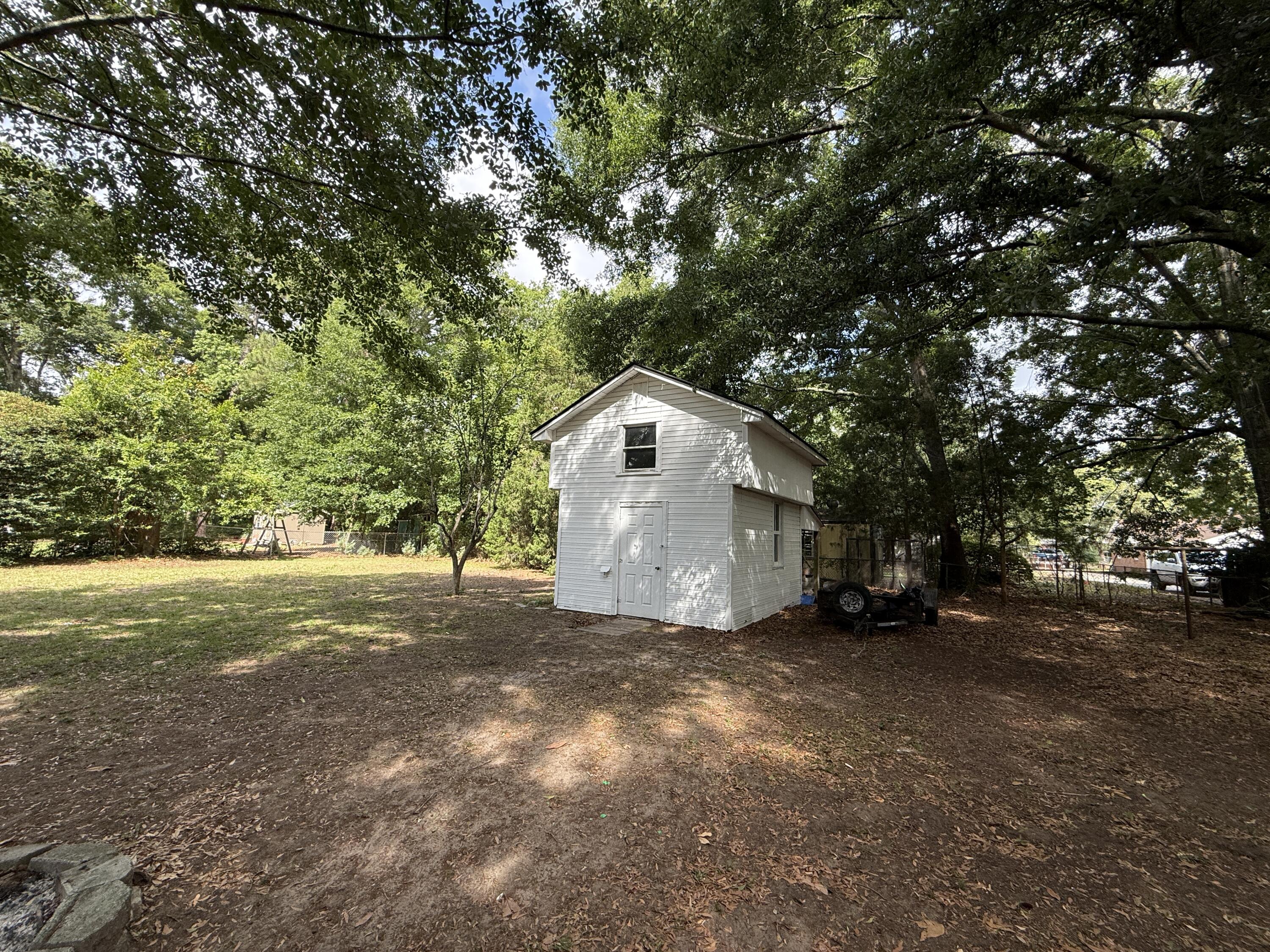 768 Fort Johnson Road Charleston, SC 29412 - Photo 35 of 38 detached building