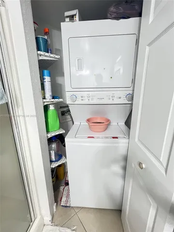 $3,000 | 8116 Severn Drive, Unit C, Boca Raton, FL 33433