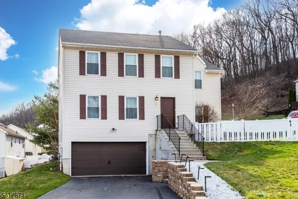 $599,000 | 7 Jessica Lane, Dover, NJ 07801