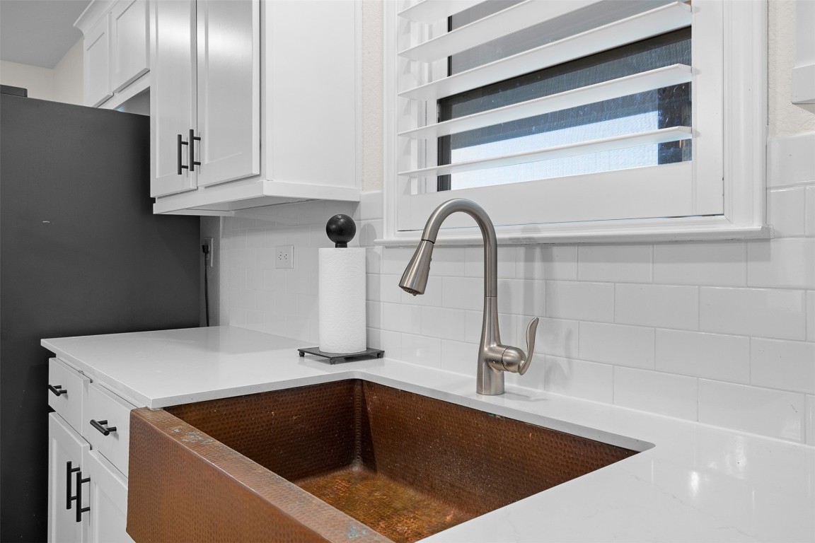 44206 Springer Road Hempstead, TX 77445 - Photo 16 of 43 a close view of sink