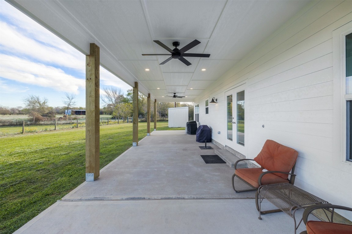 44206 Springer Road Hempstead, TX 77445 - Photo 25 of 43 a view of a patio with a yard