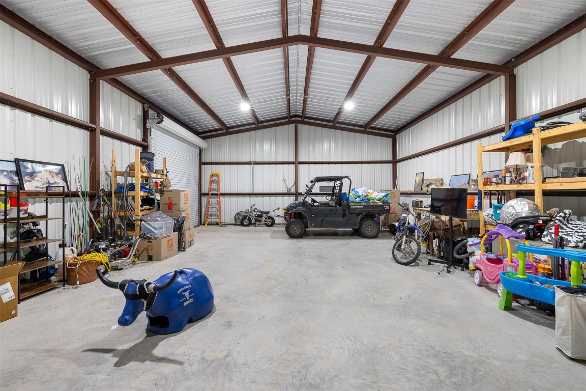 44206 Springer Road Hempstead, TX 77445 - Photo 28 of 43 a view of parking garage with cars