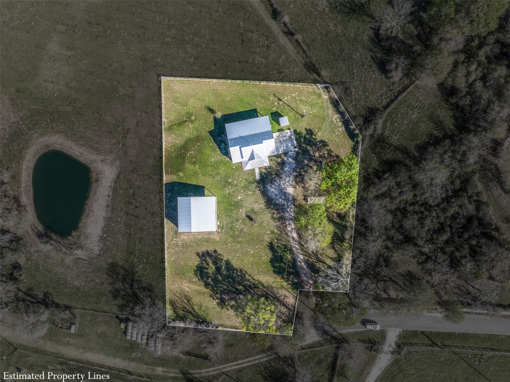 44206 Springer Road Hempstead, TX 77445 - Photo 32 of 43 a view of a brick wall