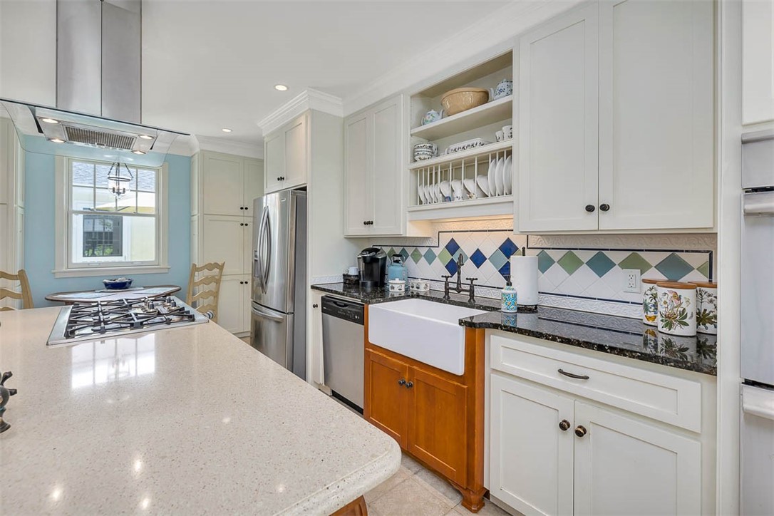 2022 Bruce Circle St. Simons Island, GA 31522 - Photo 11 of 40