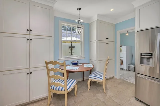 $2,450,000 | 2022 Bruce Circle, St. Simons Island, GA 31522