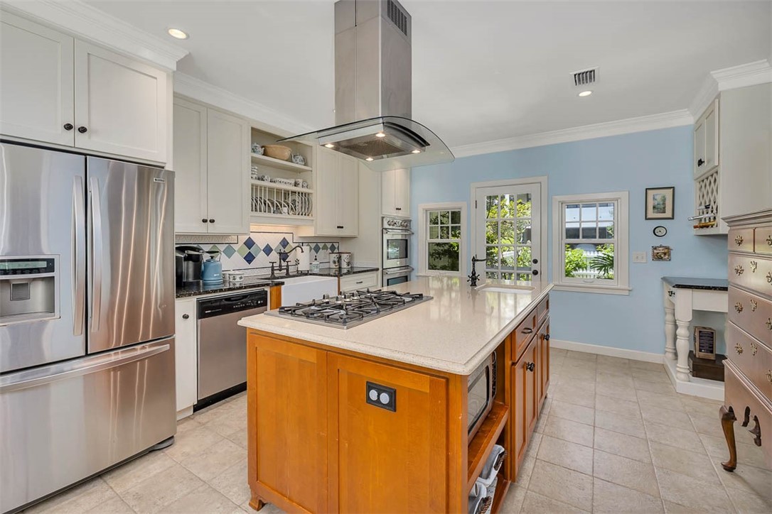 2022 Bruce Circle St. Simons Island, GA 31522 - Photo 13 of 40