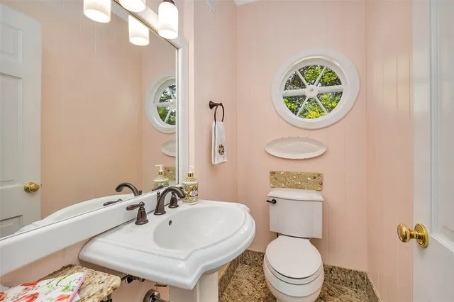 $2,450,000 | 2022 Bruce Circle, St. Simons Island, GA 31522