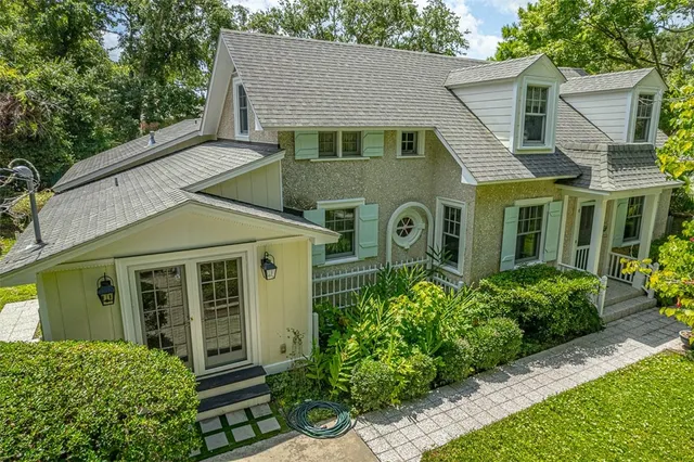$2,450,000 | 2022 Bruce Circle, St. Simons Island, GA 31522