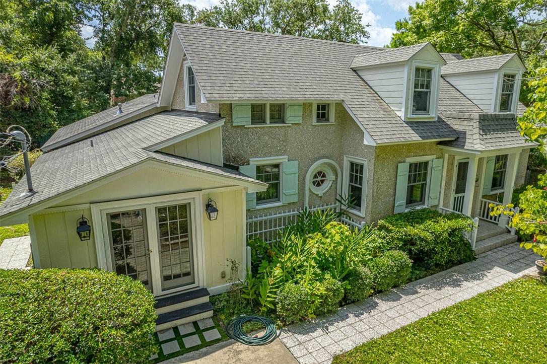 2022 Bruce Circle St. Simons Island, GA 31522 - Photo 3 of 40