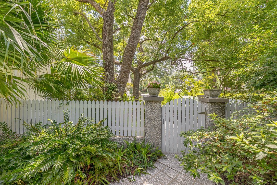 2022 Bruce Circle St. Simons Island, GA 31522 - Photo 36 of 40