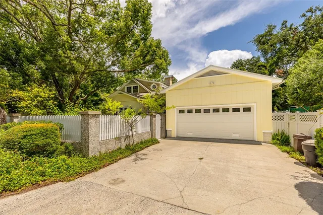 $2,450,000 | 2022 Bruce Circle, St. Simons Island, GA 31522