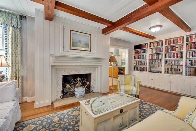 $2,450,000 | 2022 Bruce Circle, St. Simons Island, GA 31522