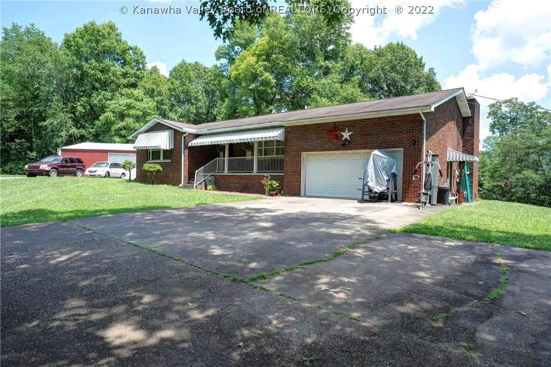 1620 Casdorph Road Charleston, WV 25312 - Photo 1 of 31 Gallery Image 1