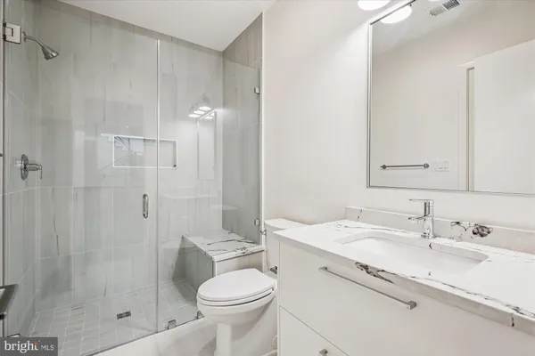 $3,199,000 | 6514 76th Street, Cabin John, MD 20818