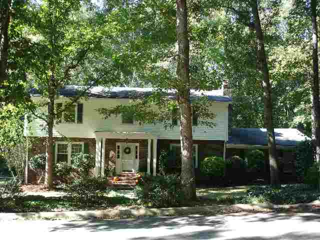 9 Queensbury Road Greenville, SC 29617 - Photo 1 of 22 Gallery Image 1