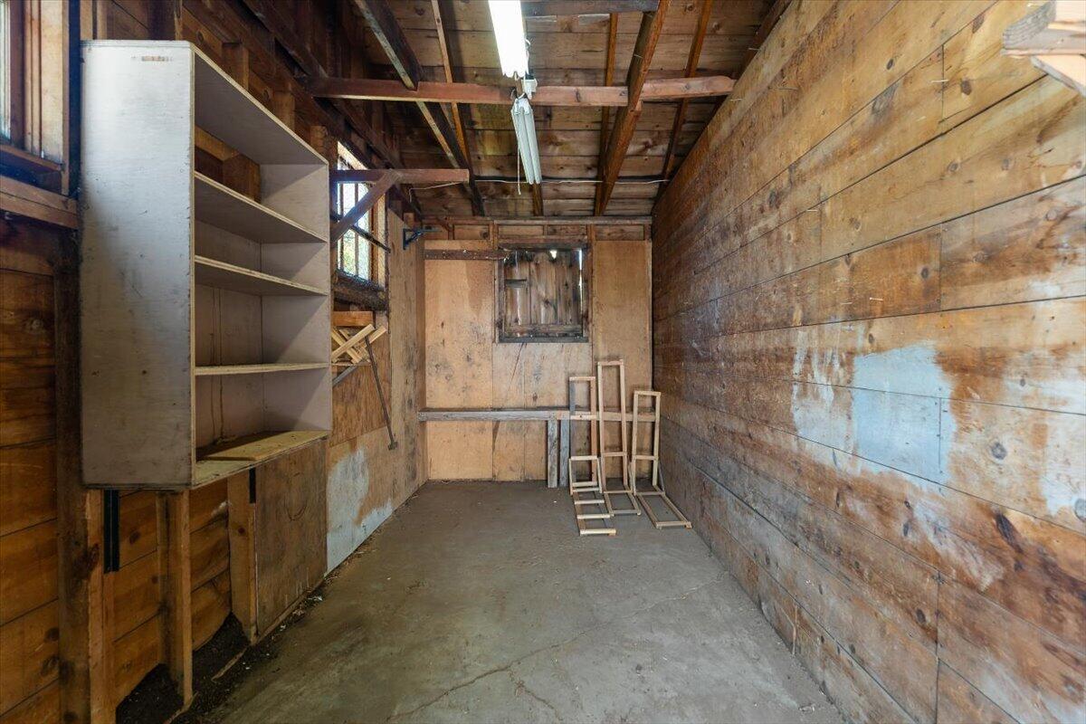 545 Main Street Weed, CA 96094 - Photo 20 of 20 28-545 Main St 28