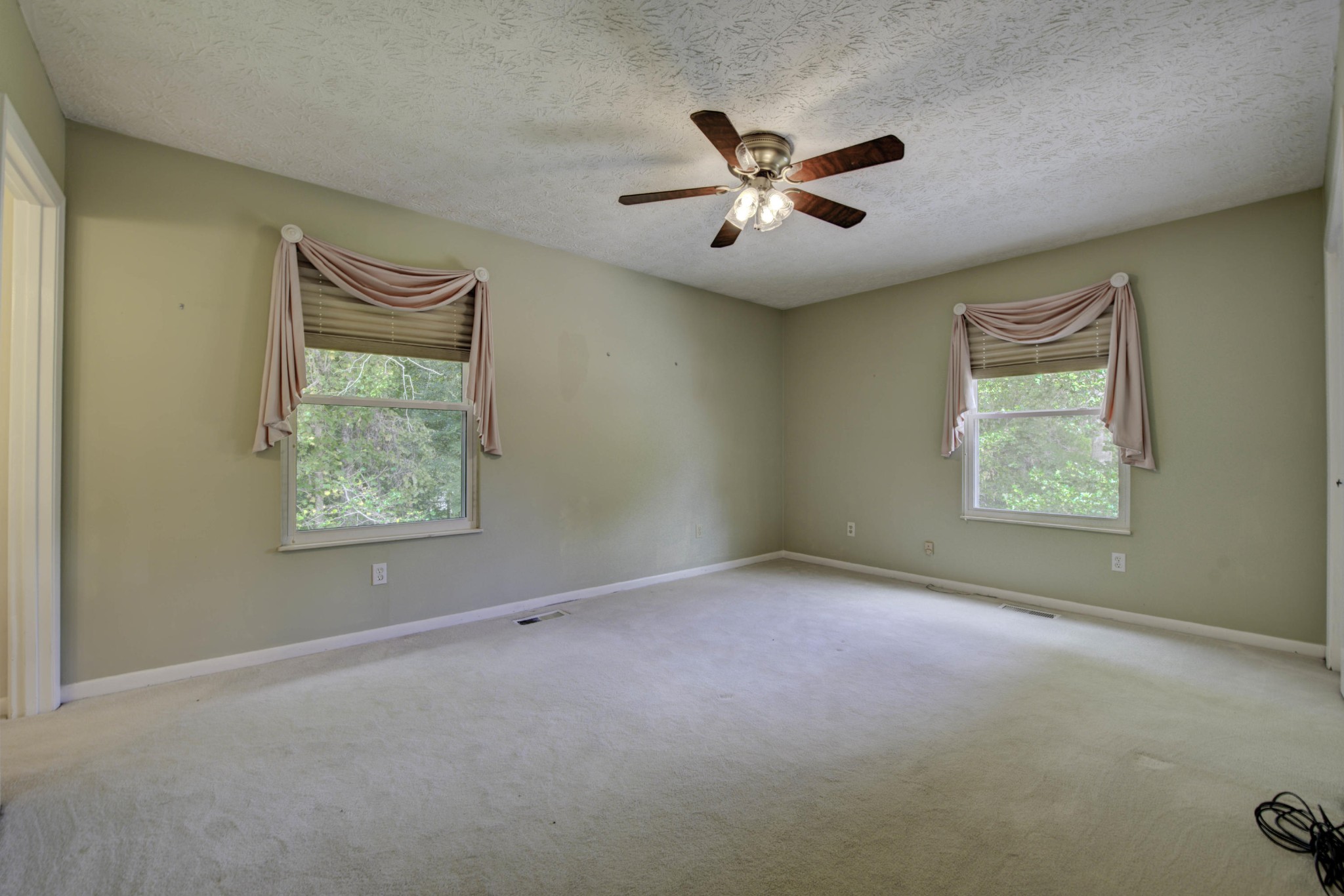 118 Garnet Lane Oak Ridge, TN 37830 - Photo 14 of 28 a view of an empty room with a window