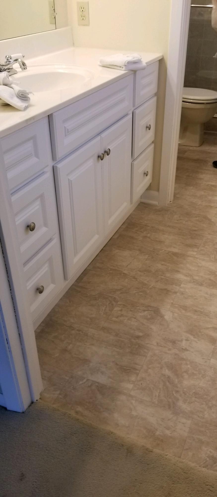 118 Garnet Lane Oak Ridge, TN 37830 - Photo 16 of 28 a view of a dresser