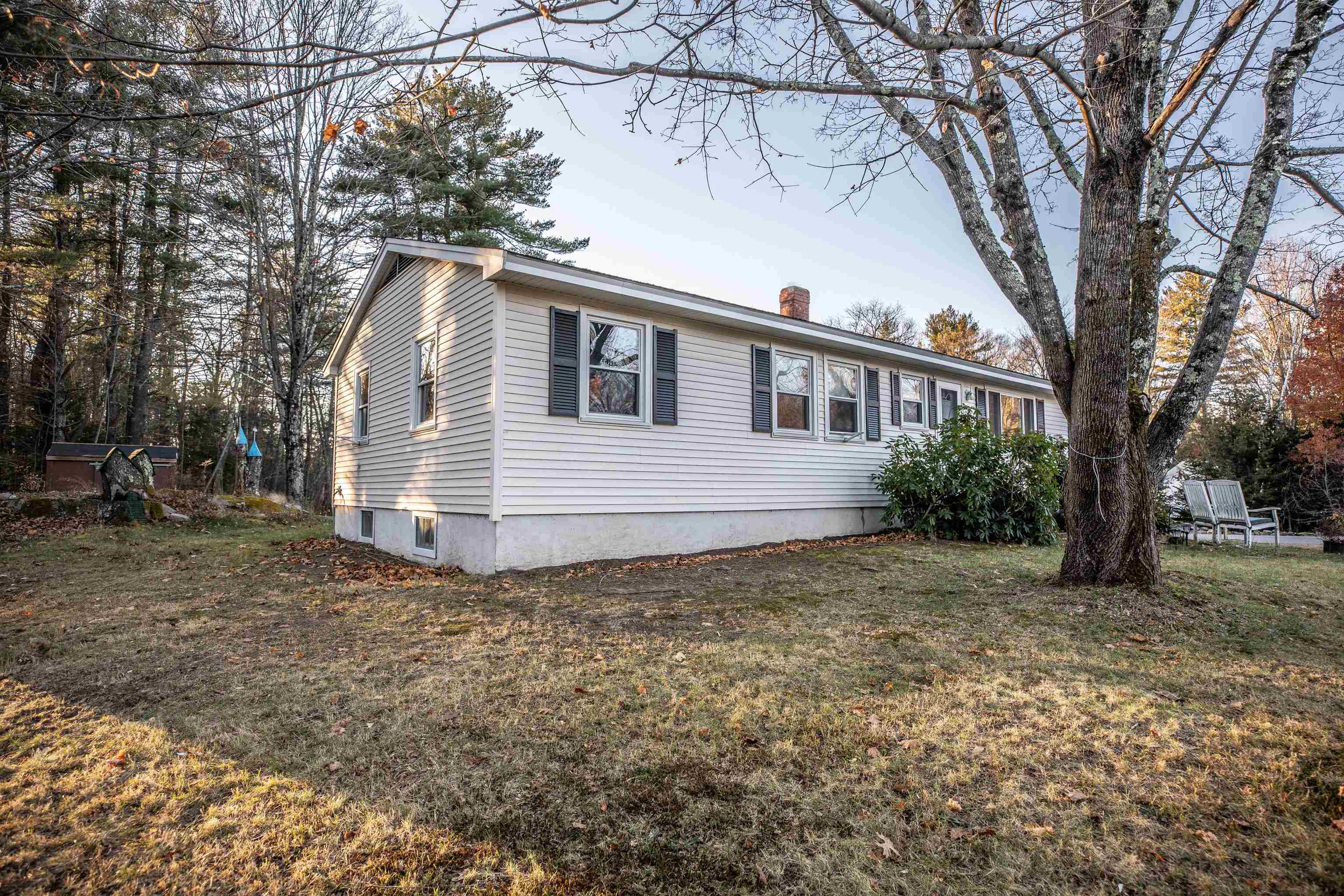 380 Wallace Road Bedford, NH 03110 - Photo 34 of 35 Gallery Image 34