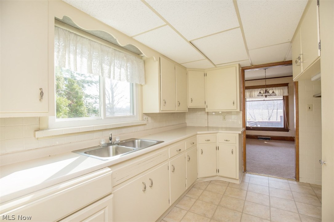 1985 North Lipkey Road North Jackson, OH 44451 - Photo 4 of 18 Gallery Image 4