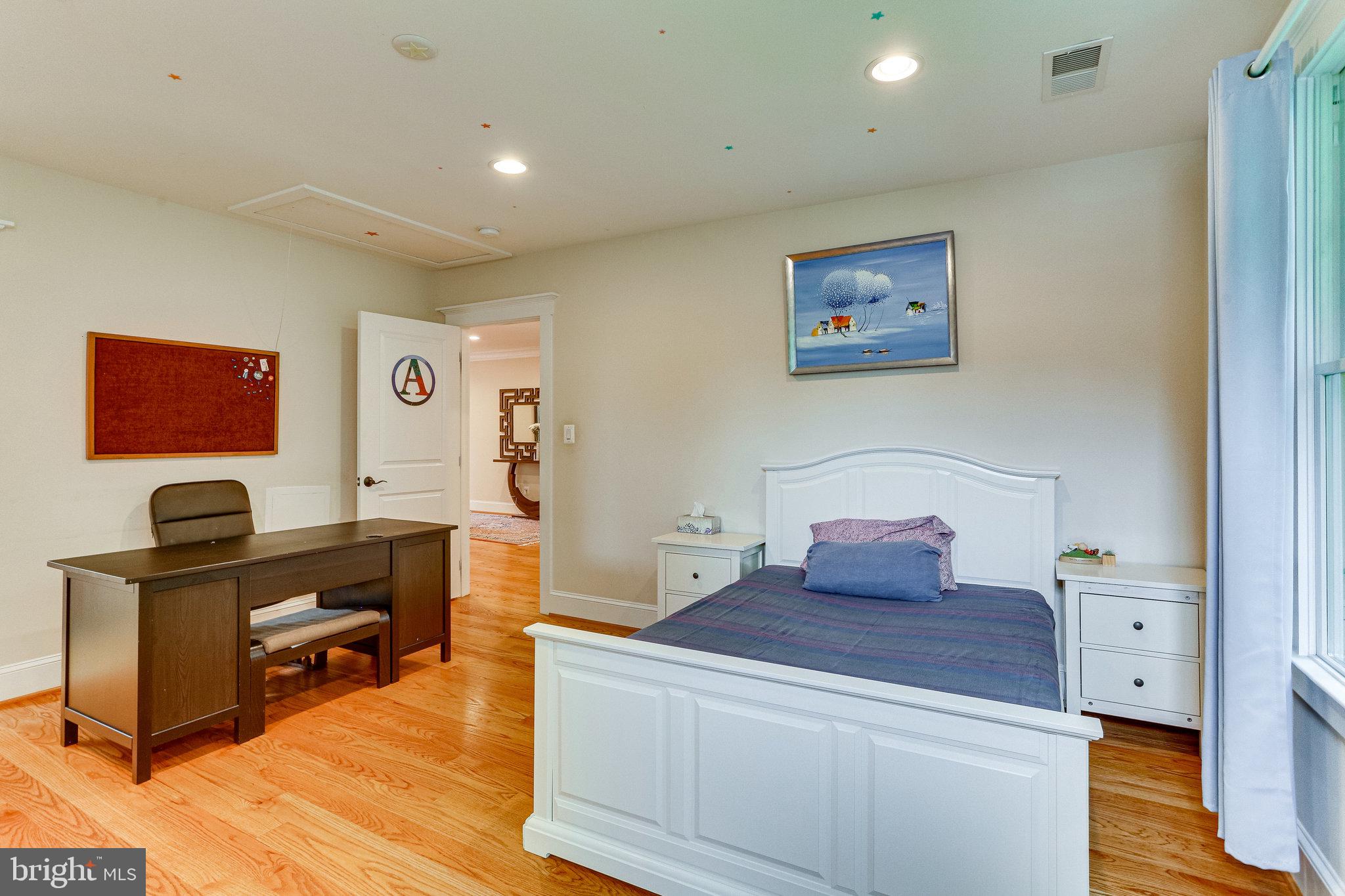 6109 Kirby Road Bethesda, MD 20817 - Photo 49 of 64 Bedroom 2