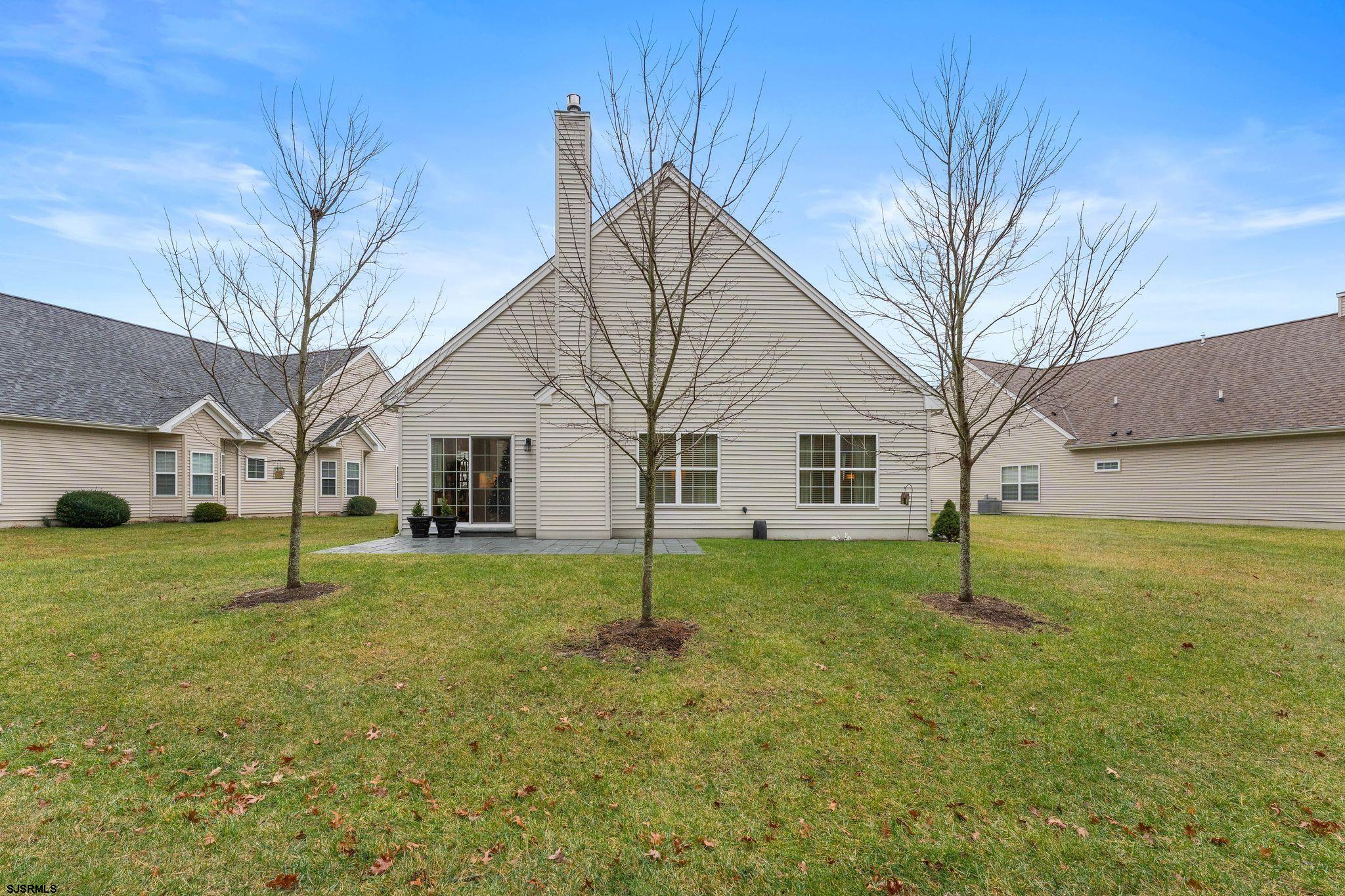 11 Daffodil Road Egg Harbor Township, NJ 08234 - Photo 38 of 50 a house that has a backyard