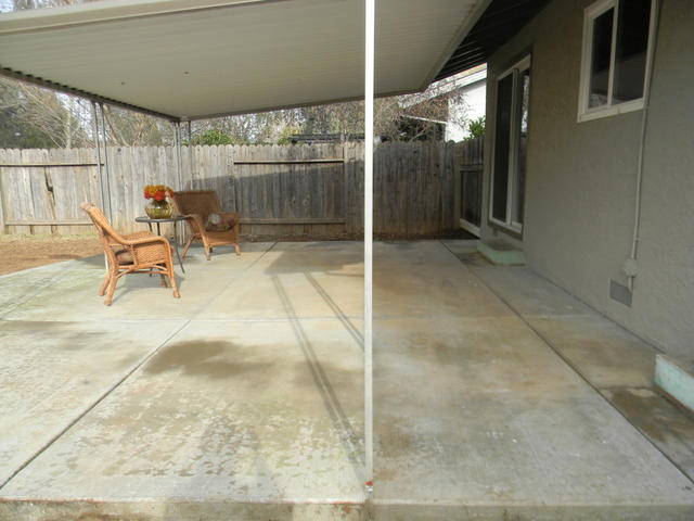 2610 Irwin Road Redding, CA 96002 - Photo 27 of 27 a outdoor space with patio furniture and potted plants