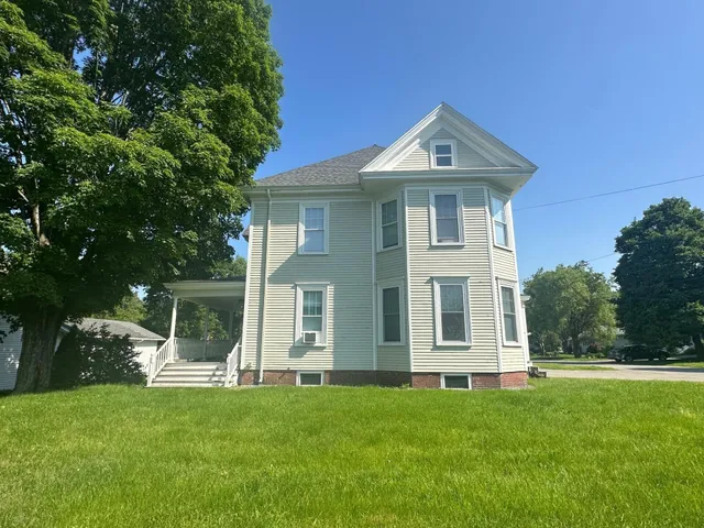 $565,000 | 98 Fountain Street, Bangor, ME 04401