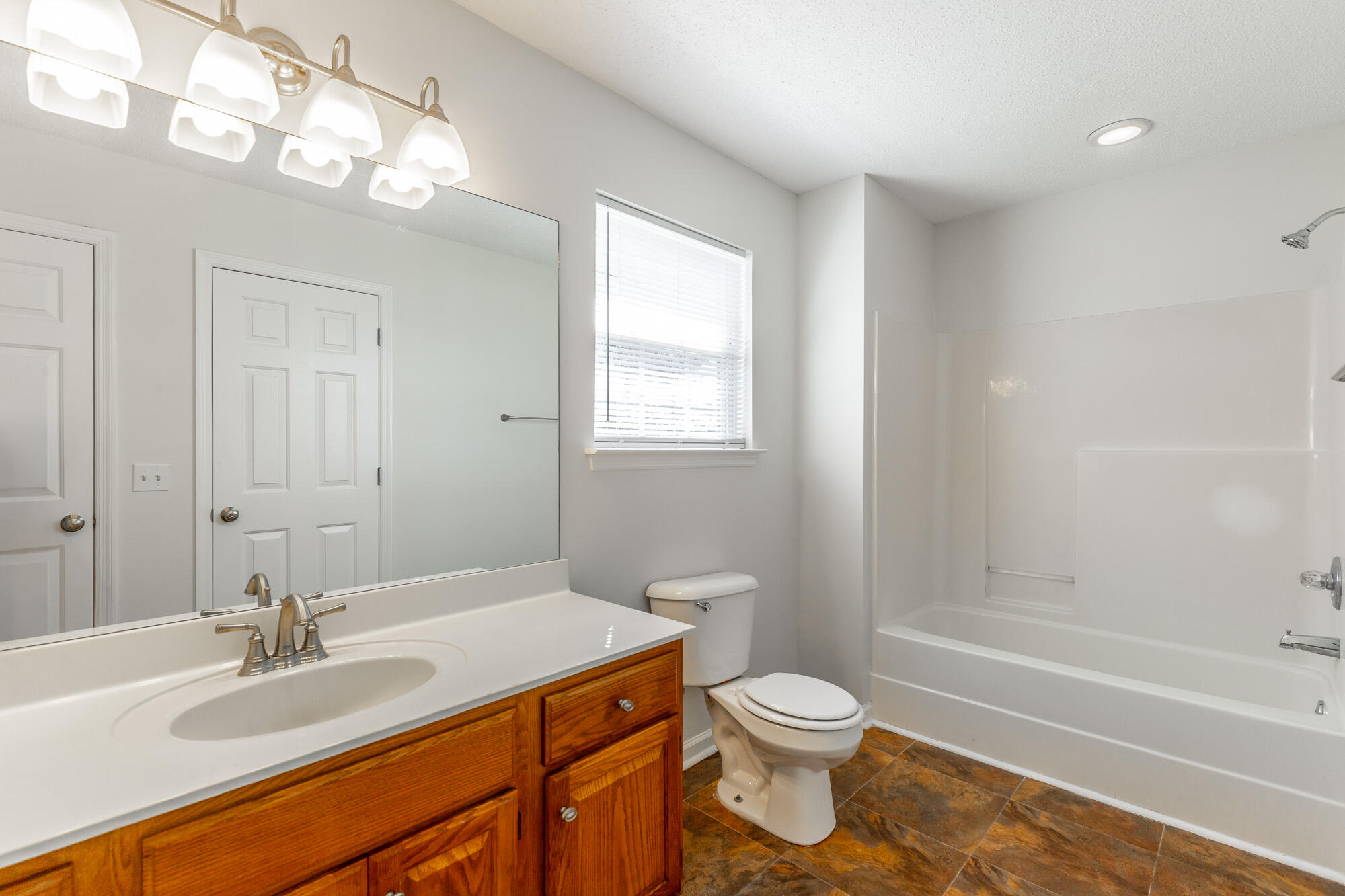 288 Spring Wind Circle Ringgold, GA 30736 - Photo 22 of 50 288 Spring Wind Circle HD-5