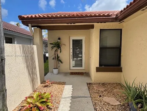 $4,000 | 2158 Baton Rouge, Weston, FL 33326