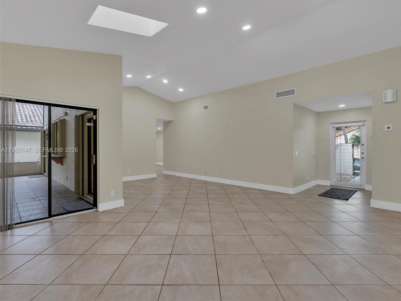 2158 Baton Rouge Weston, FL 33326 - Photo 7 of 47