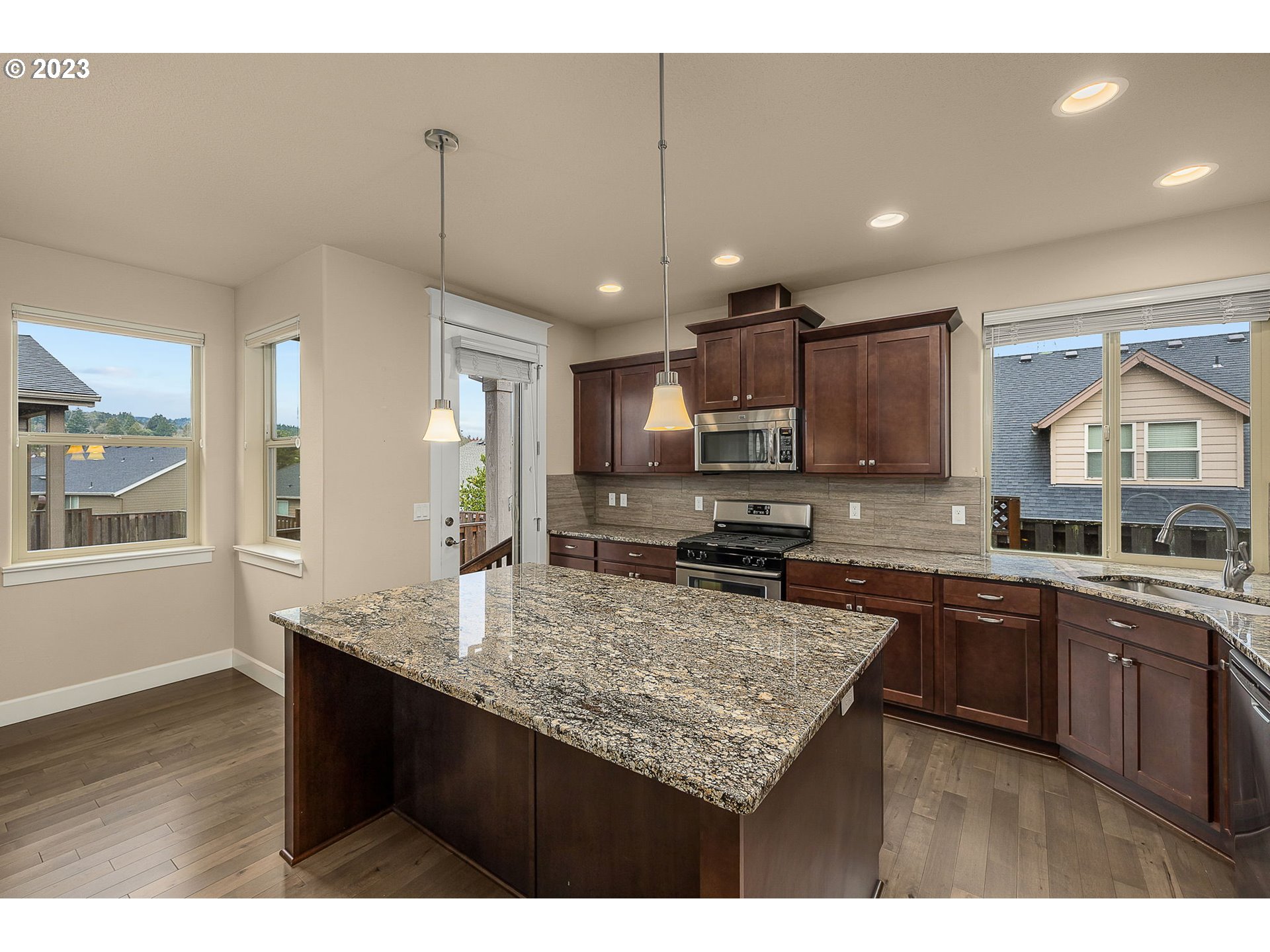 1007 Goff Road Forest Grove, OR 97116 - Photo 12 of 31 Kitchen